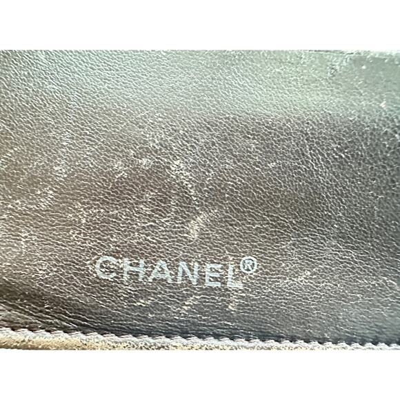 Chanel Vintage Bifold Wallet - Picture 10 of 11